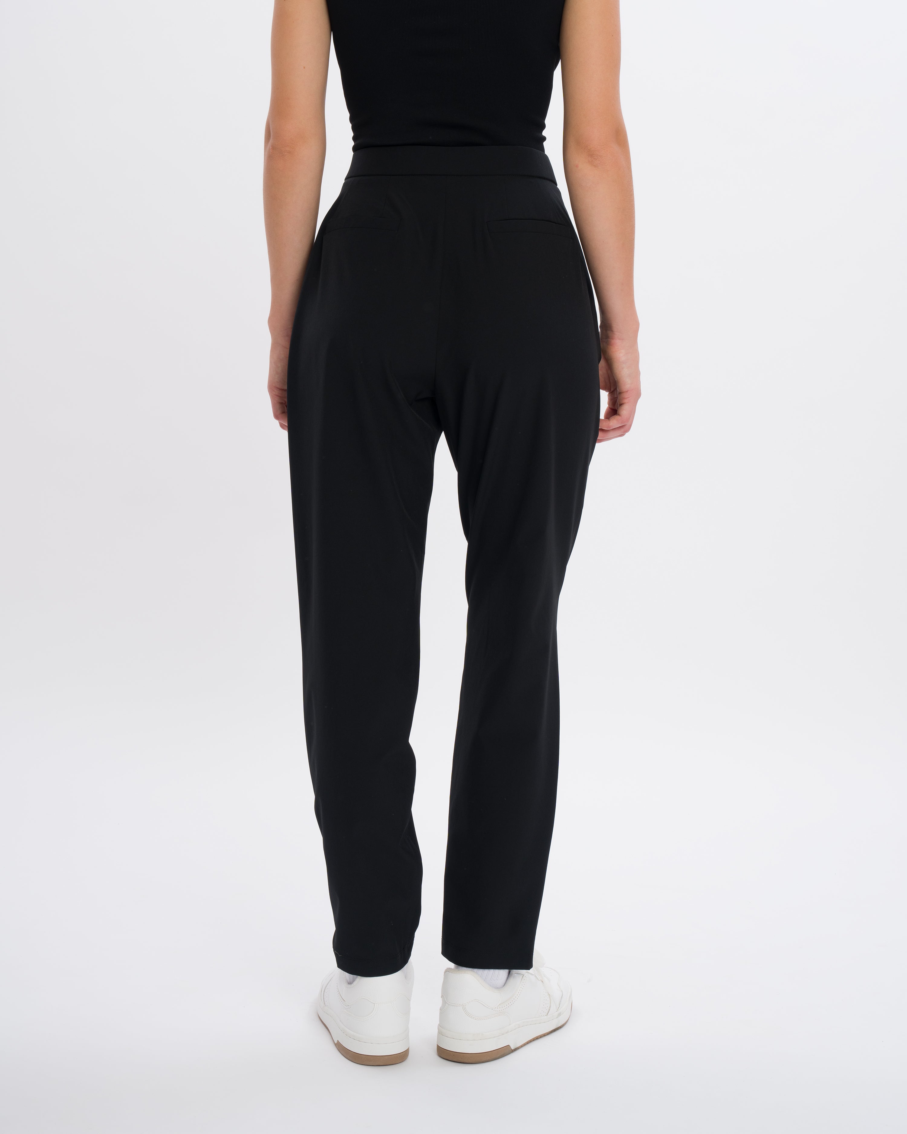 Camy Tapered Pant